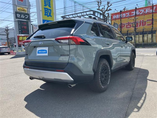 RAV42.0 アドベンチャー 4WD