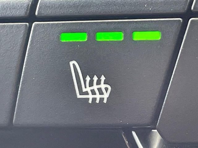 ���t�����g�V�[�g�q�[�e�B���O:�^�]�ȁE����ȋ��ɎO�i�K�Œ��߂��\�ȃV�[�g�q�[�^�[�𑕔����Ă���܂��B�G�߂��킸���K�ɂ��g�p���������܂��B