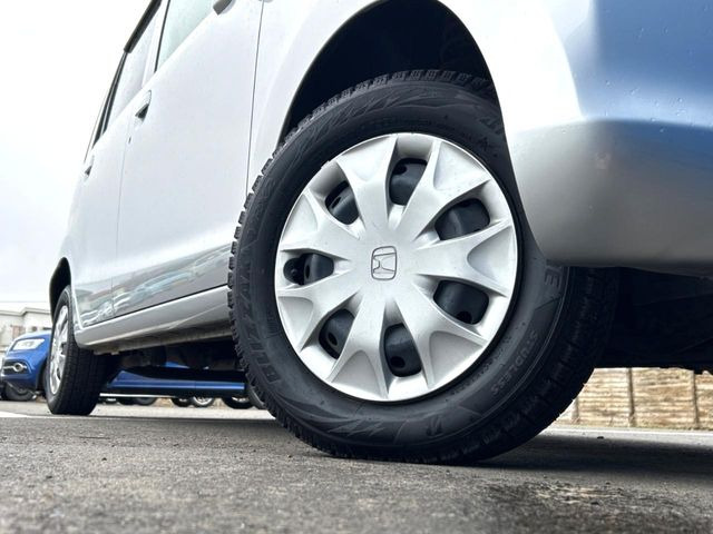 �y����13�C���`�A���~�z�C�[���z�O�ςɃ}�b�`���������A���~�z�C�[���𑕒����Ă���܂��B�e��ЊO�A���~�z�C�[����A�X�^�b�h���X�^�C�����戵�����Ă���܂��B���񂲑��k����������