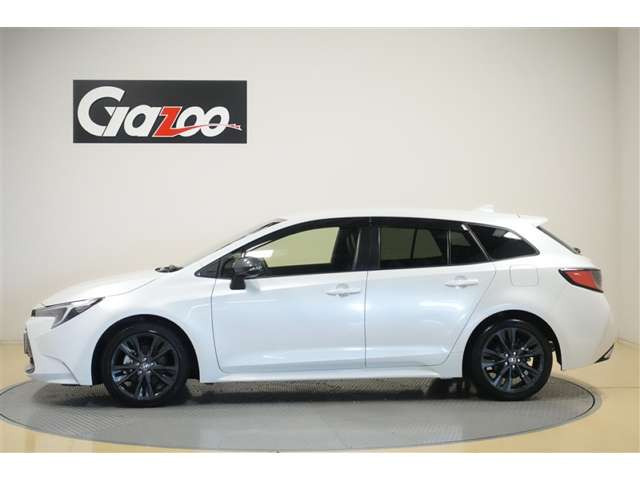 カローラツーリング1.8 ハイブリッド W×B