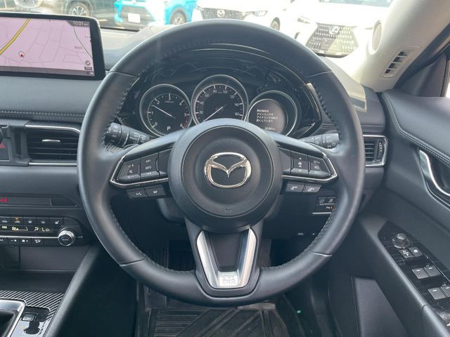 �y�����v�����X�e�A�����O�z�㎿�Ȋv���g�p���邱�ƂŁA��ɂ����������݂ƂĂ��^�]���₷���n���h���ł���