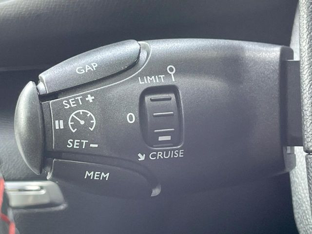 �����[�_�[�N���[�Y�R���g���[��:�O�̎ԂƂ̎Ԋԋ��������ɂƂ�A��葬�x�Ŏ������s���Ă���鎟����̃N���[�Y�R���g���[��!��ɍ������H�⎩���Ԑ�p���H�Ŏg�p����֗��ȋ@�\�ł�!