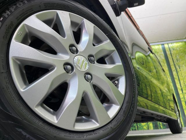 �y����14�C���`�A���~�z�C�[���z�O�ςɃ}�b�`���������A���~�z�C�[���𑕒����Ă���܂��B�e��ЊO�A���~�z�C�[����A�X�^�b�h���X�^�C�����戵�����Ă���܂��B���񂲑��k����������