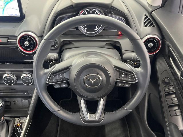 �y�X�e�A�����O�X�C�b�`�z�^�]���A�O������ڐ������炷���ƂȂ��A�I�[�f�B�I���̑��삪�\�ȕ֗��@�\!���S&���K�ȃh���C�u�����o���Ă���܂���