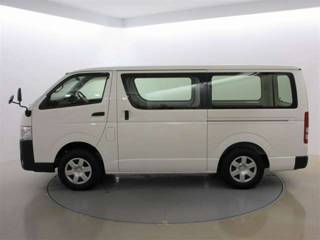 ハイエースバン2.8 DX ロング ディーゼル 4WD