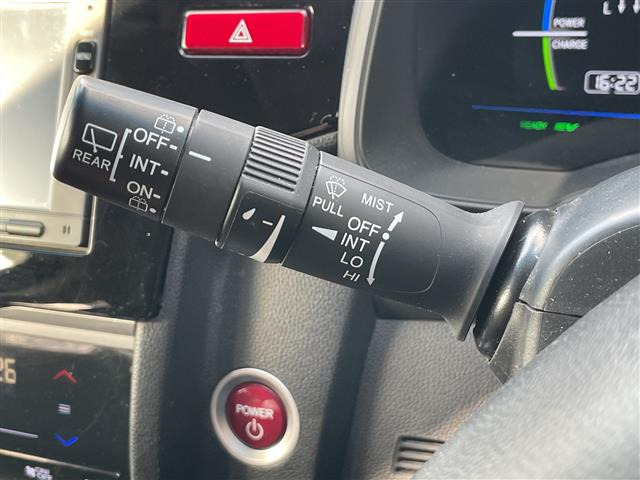 フィット1.5 ハイブリッド Fパッケージ 4WD