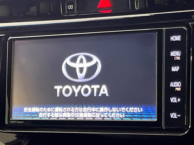 �y�����i�r�z�l�C�̏����i�r�𑕔����Ă���܂��B�i�r�̎g���₷���͂������A�I�[�f�B�I�@�\���[��!�L�����v�◷�s�͂������A�ʋ΂┃�����ȂǕ��i�̃h���C�u���y�����Ȃ�͂���