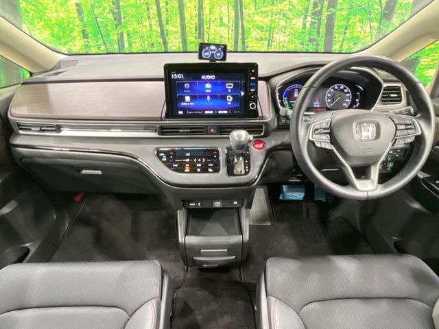 オデッセイ2.0 e:HEV アブソルート EX