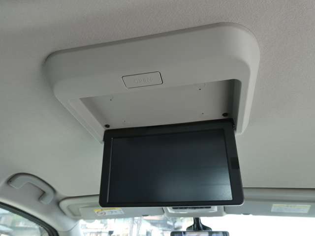 セレナ1.2 e-POWER ハイウェイスターV