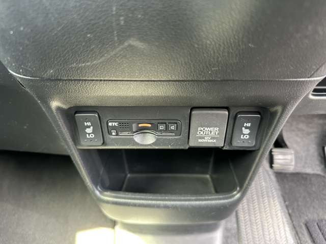 N-BOXカスタムG SSパッケージ 4WD