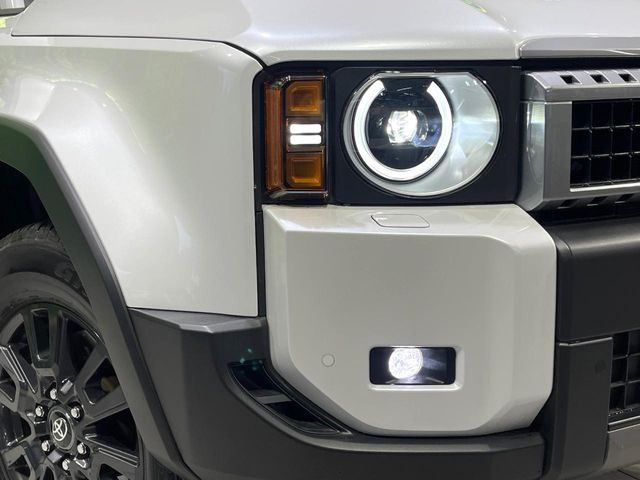 �yLED�w�b�h���C�g�z���V����ԑ��s�����ǍD�Ȏ��E���m�ۂ����S���ĉ^�]�ł��鍂�P�xLED�w�b�h���C�g�𑕔�!�_�����x�������A����d�͂��}�����Ă��܂��B