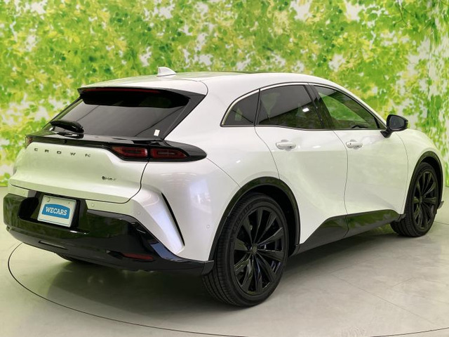 クラウンスポーツ2.5 Z E-Four 4WD