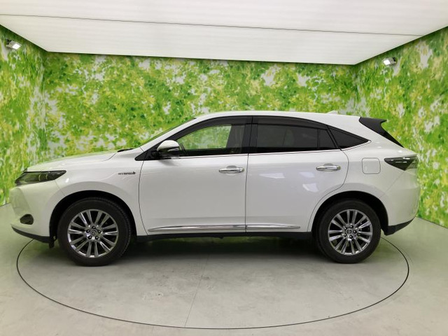 ハリアー2.5 ハイブリッド E-Four プレミアム アドバンスドパッケージ 4WD