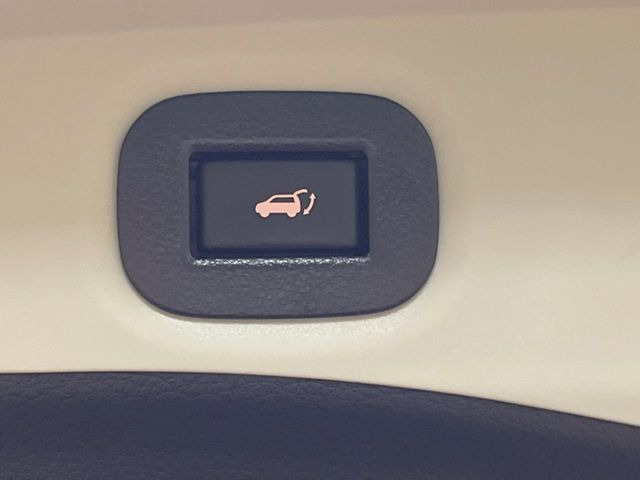 �y�p���[�o�b�N�h�A�z�X�}�[�g�L�[��^�]�Ȃ̃{�^�������������Ń��A�Q�[�g�������ŊJ���܂�!�ו��������Ă��鎞��A�����ʒu�ɂ���o�b�N�h�A��߂�ۂɕ֗��ȋ@�\�ł���