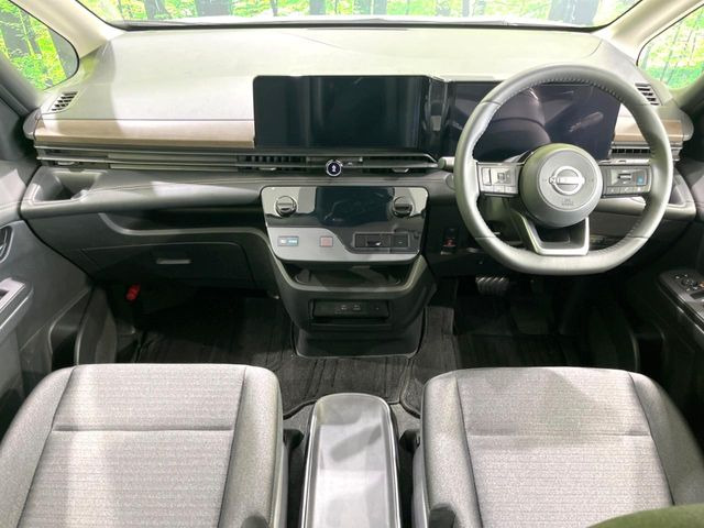 セレナ1.4 e-POWER ハイウェイスターV