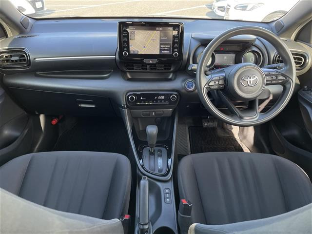 ヤリス1.5 ハイブリッド G