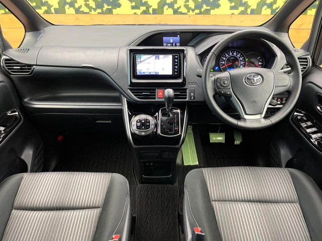 ヴォクシー2.0 ZS 煌