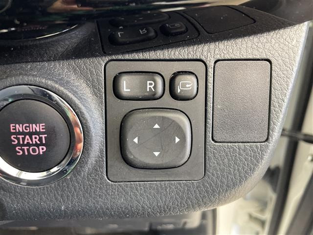 ヴィッツ1.3 F セーフティ エディションIII 4WD