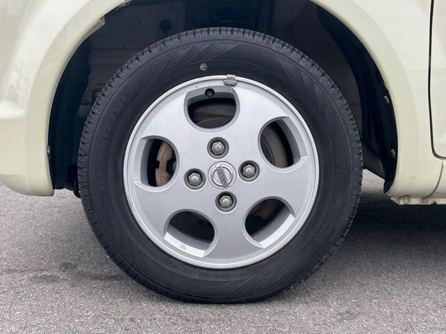 �y13�C���`�A���~�z�C�[���z�O�ςɃ}�b�`�����A���~�z�C�[���𑕒����Ă���܂��B�e��A���~�z�C�[����A�X�^�b�h���X�^�C�����戵�����Ă���܂��B���񂲑��k����������