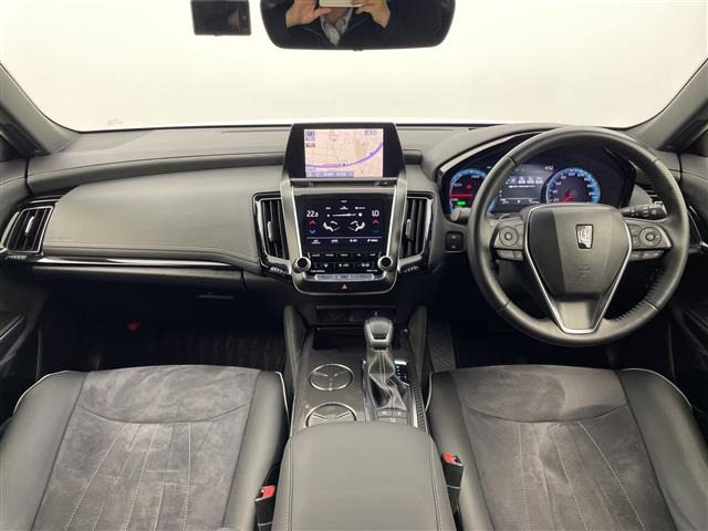 クラウンハイブリッド 2.5 RS アドバンス