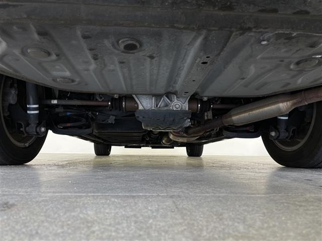 ヴォクシー2.0 ZS 4WD