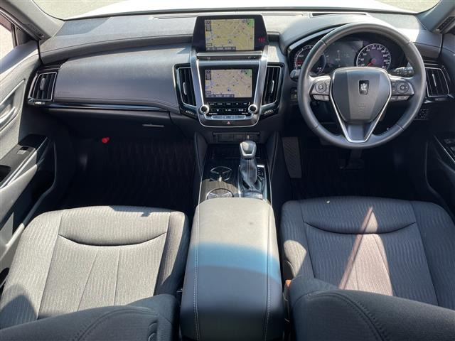 クラウンハイブリッド 2.5 G