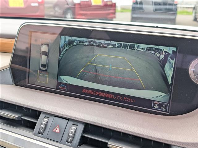 ES300h バージョンL