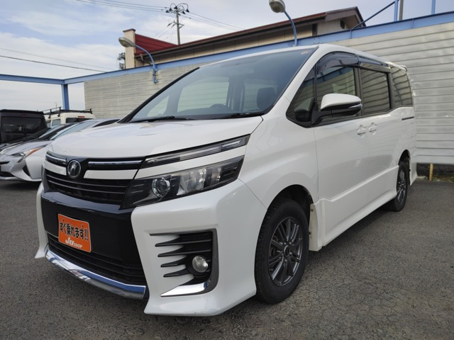 ヴォクシー2.0 ZS 4WD
