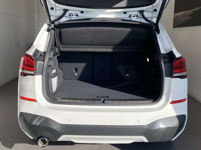 X1xドライブ 18d Mスポーツ 4WD