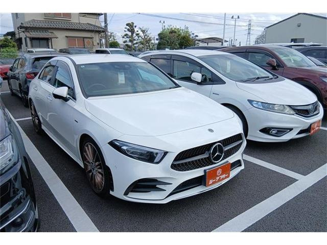 AクラスセダンA250 4マチック AMGライン 4WD