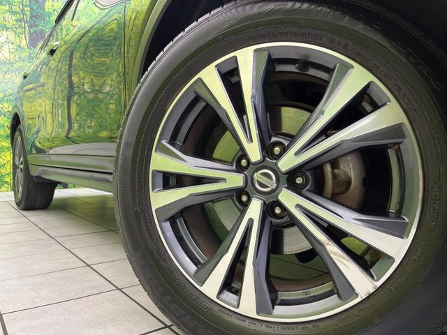 �y����16�C���`�A���~�z�C�[���z�O�ςɃ}�b�`���������A���~�z�C�[���𑕒����Ă���܂��B�e��ЊO�A���~�z�C�[����A�X�^�b�h���X�^�C�����戵�����Ă���܂��B���񂲑��k����������