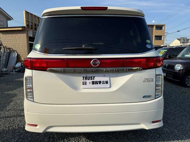 エルグランド2.5 250ハイウェイスター 4WD
