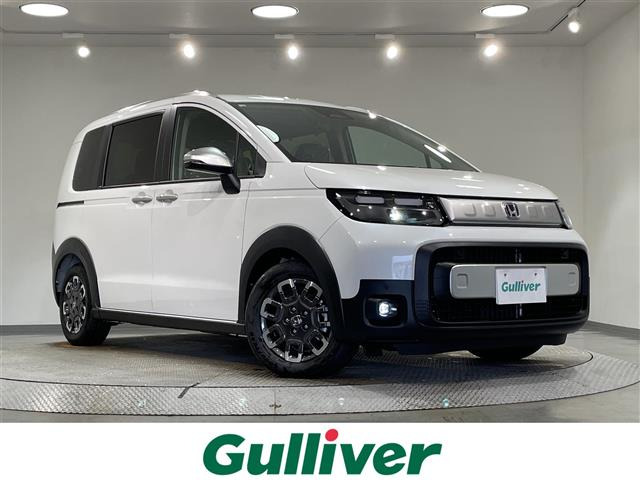 フリード1.5 e:HEV クロスター