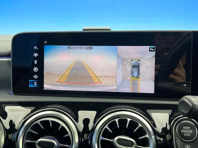 ���p�m���~�b�N�r���[���j�^�[:��p�̃J�����ɂ��A�ォ�猩���낵���悤�Ȏ��_��360�x�N���}�̎��͂��m�F���邱�Ƃ��ł��܂������p�������m�F���₷���A�����ꏊ�ł̐؂�Ԃ��⒓�Ԃ��X���[�Y�ɍs���܂��B