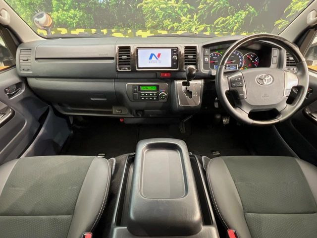 レジアスエース