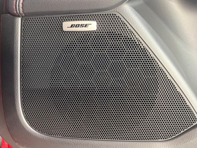 �yBOSE�T�E���h�V�X�e���t�������i�r�z�[���̃i�r�@�\�͂������A���x�ȃ`���[�j���O�\�͂����ڂ���Ă���A�������ȉ��y�����y���݂��������܂���