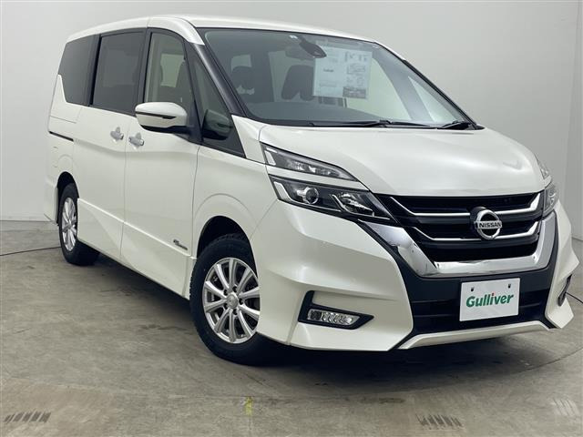 セレナ2.0 ハイウェイスター 4WD