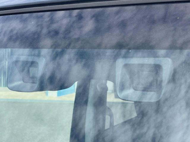 �y�X�Y�L �Z�[�t�e�B�T�|�[�g�z���s���ɑO���̎ԗ�����F�����A�Փ˂������Ȏ��͌x��ƃu���[�L�ŏՓˉ���Ɣ�Q�y�����A�V�X�g�B�����S�Ƀh���C�u�����y���݂��������܂��B