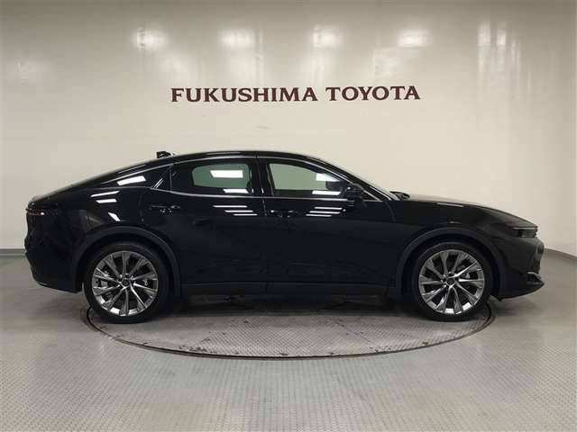 クラウンクロスオーバー2.5 G アドバンスト レザー パッケージ E-Four 4WD