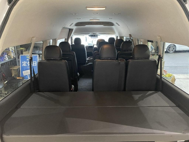 ハイエース2.7 グランドキャビン