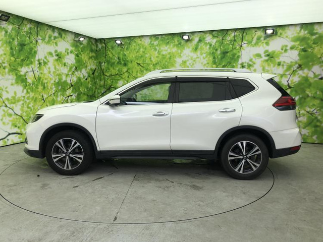 エクストレイル2.0 20Xi