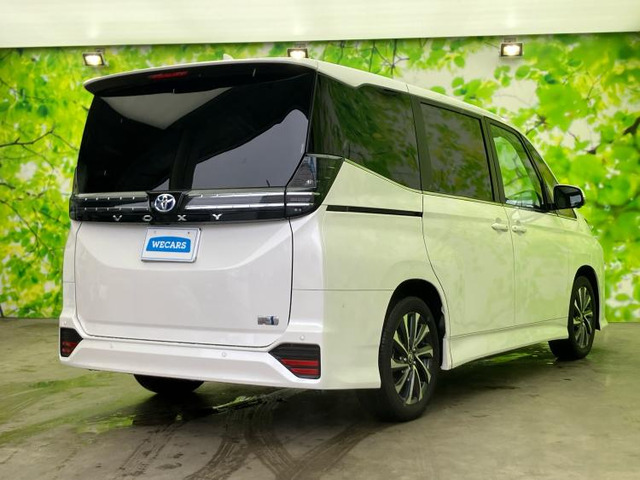 ヴォクシー1.8 ハイブリッド S-Z