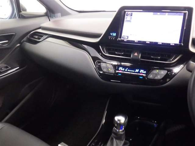 C-HRハイブリッド 1.8 G