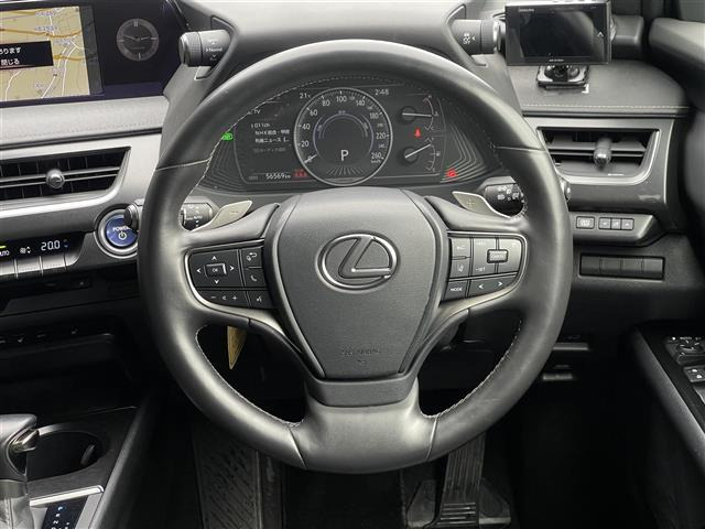 UX250h バージョンC 4WD