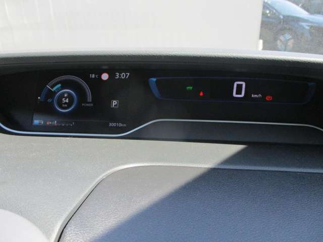 セレナ1.2 e-POWER ハイウェイスターV