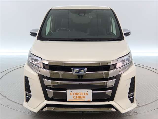 ノア1.8 ハイブリッド Si W×B II