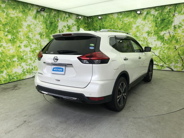 エクストレイル2.0 20Xi