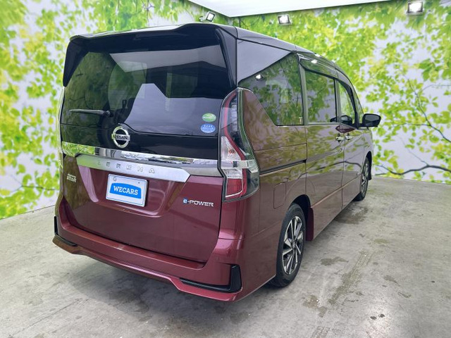 セレナ1.2 e-POWER ハイウェイスターV