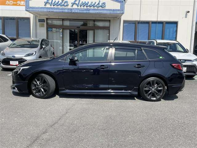 カローラツーリング1.8 ハイブリッド W×B E-Four 4WD