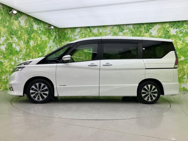 セレナ2.0 ハイウェイスター VセレクションII